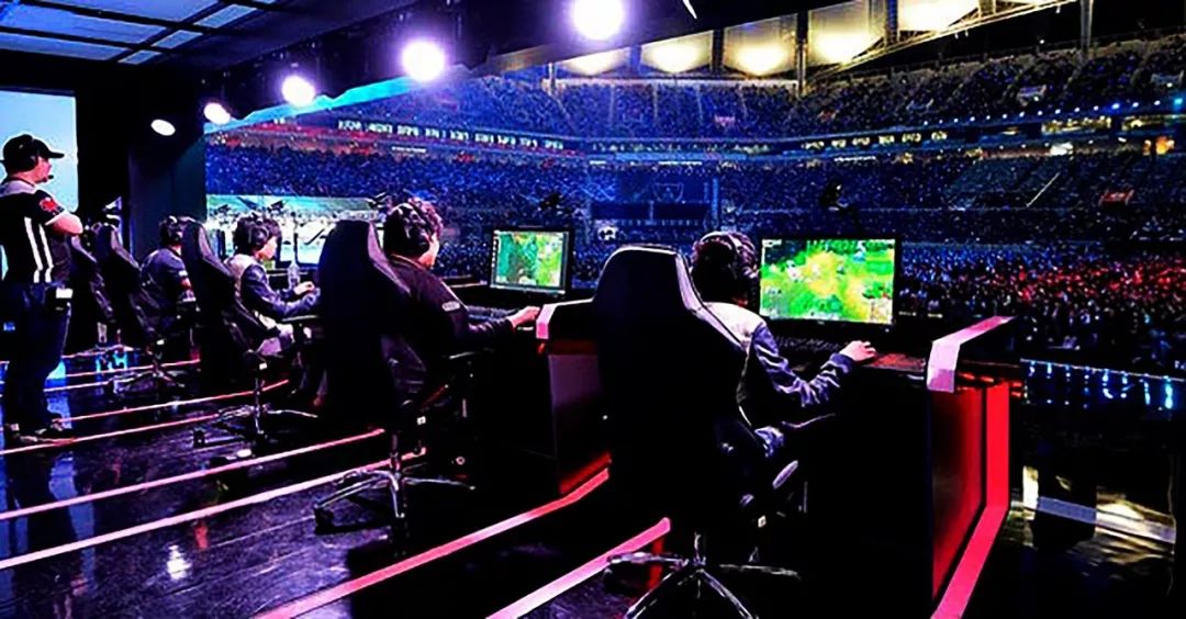 决定性作用 决定性作用