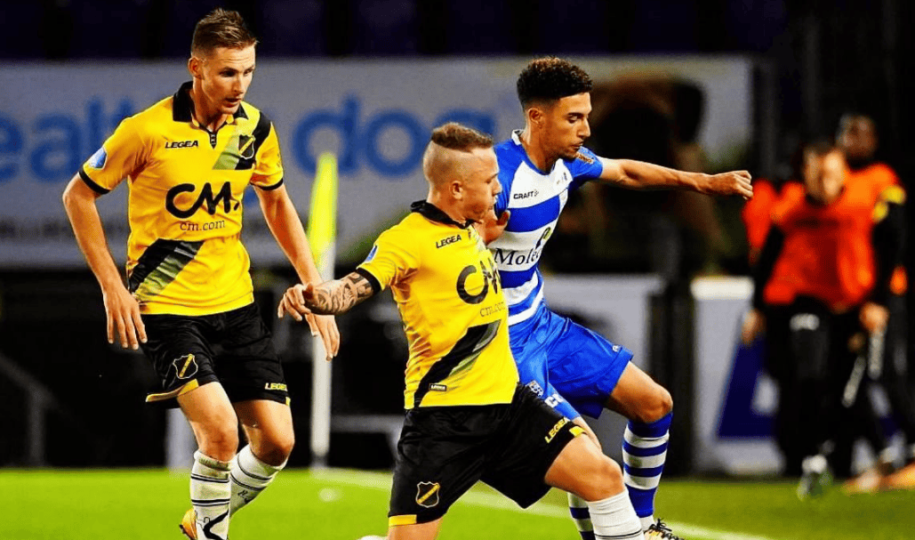 在半决赛中 在半决赛中